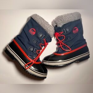 Sorel Kids' Yoot PAC Black and Red Winter Snow Boots Waterproof size youth 4
